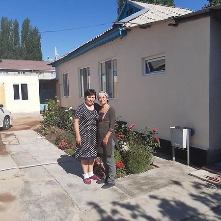 Guest House Lola Kochkor Esterno foto