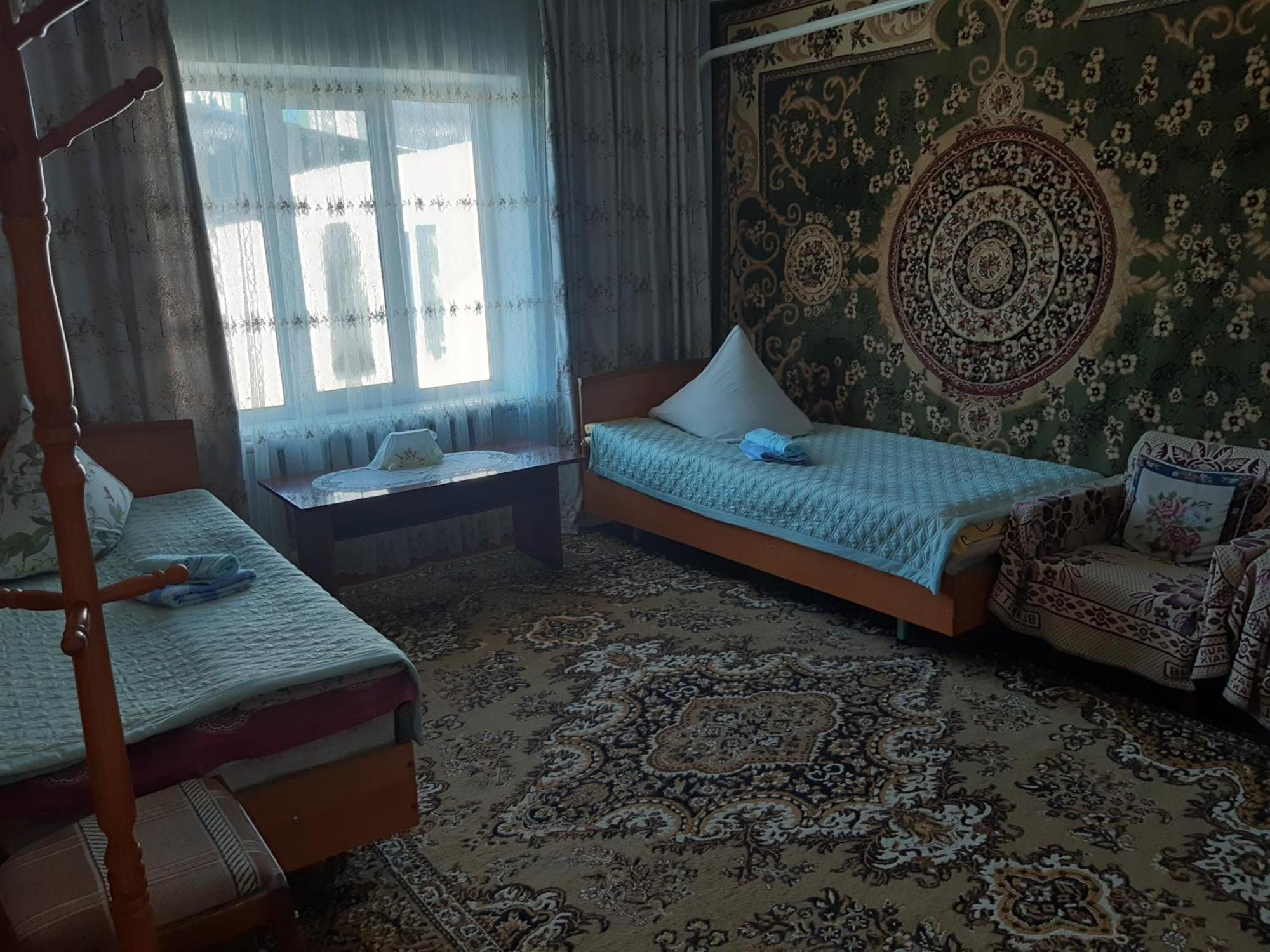 Guest House Lola Kochkor Esterno foto